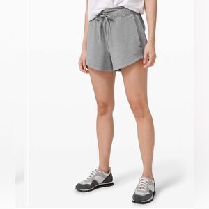 Lululemon Inner Glow 3” short